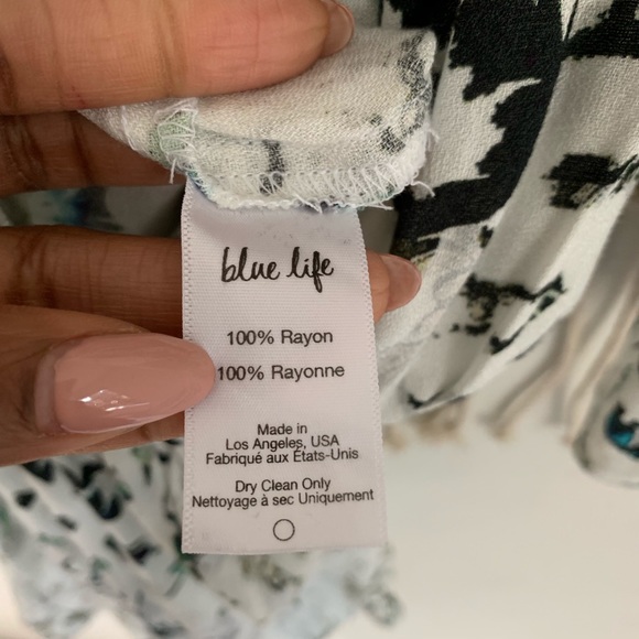 Blue Life Boho Sleeve Wrap Floral Romper - Picture 6 of 6